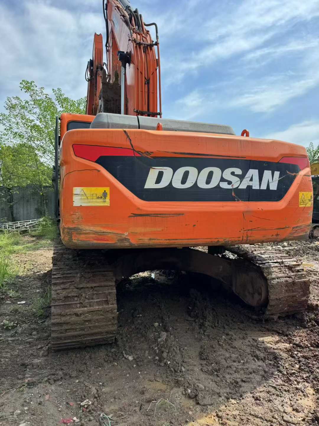 Used Doosan DH220 Excavator 2018 Model / 3
