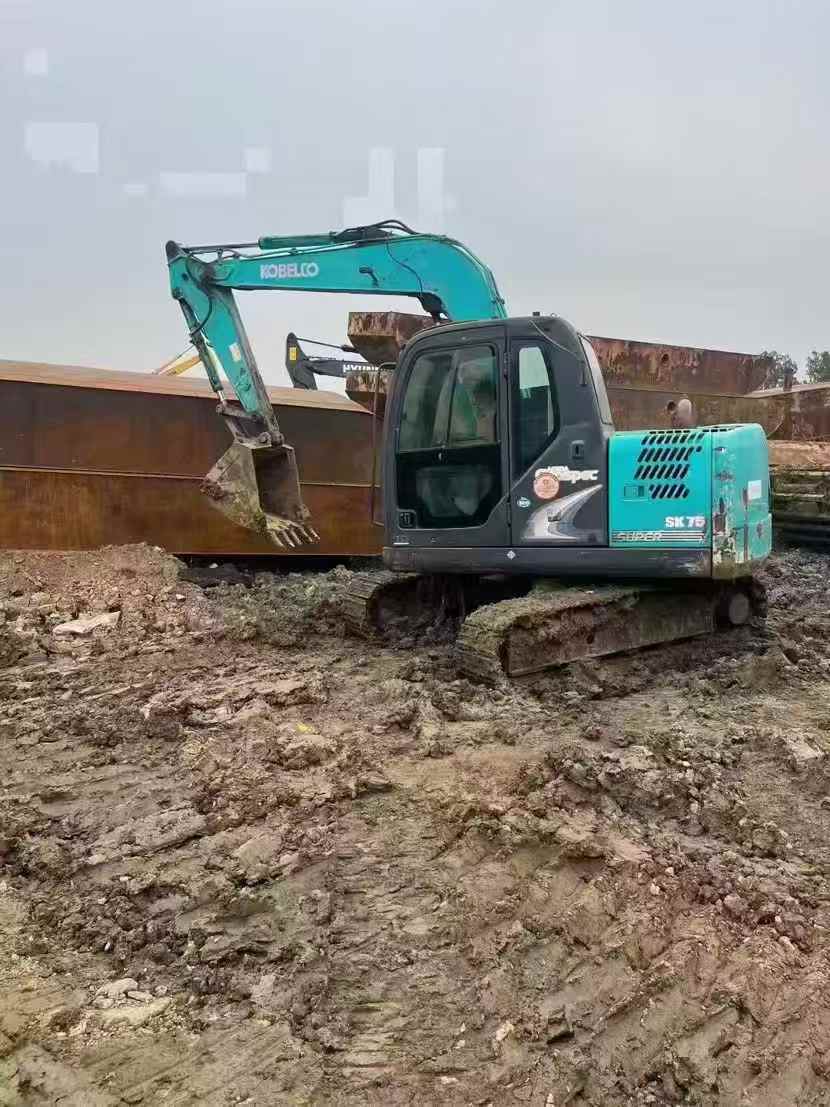 Used Kobelco SK75 Excavator 2014 Model / 2