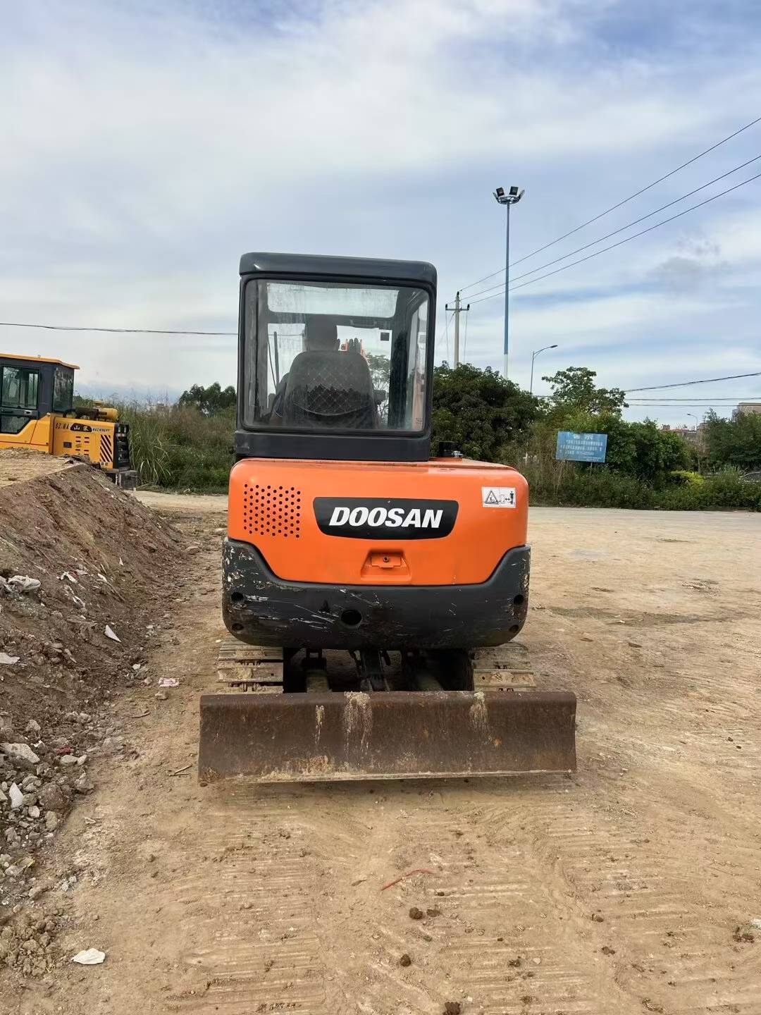 Used Doosan DH35 Excavator 2016 Model / 4