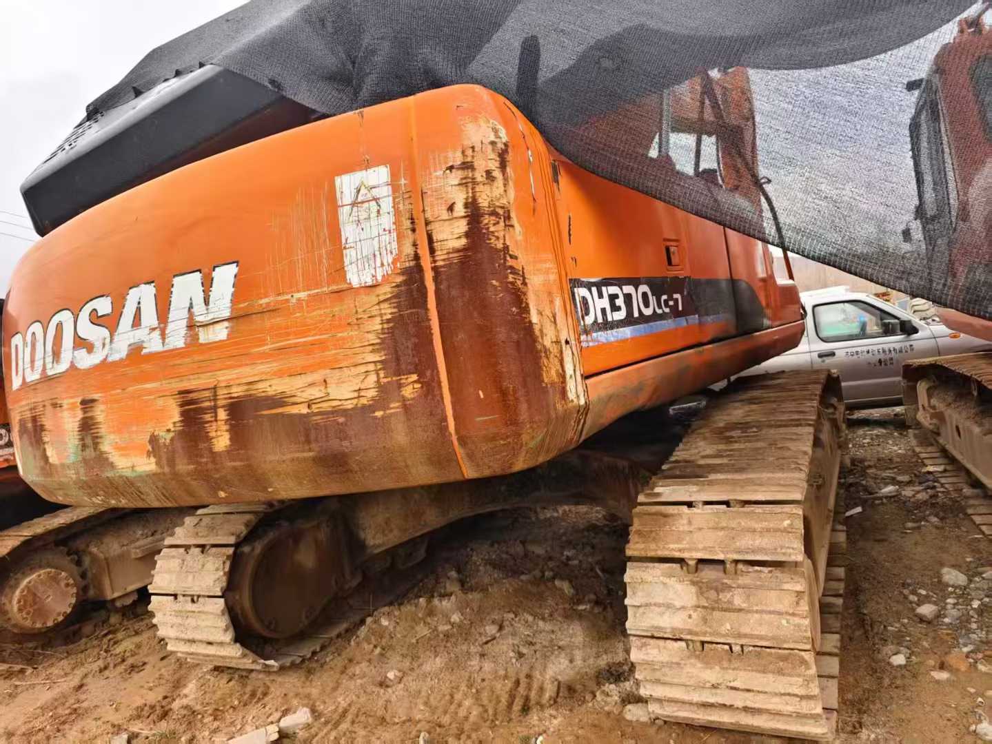Used Doosan DL300 Excavator 2016 Model / 2