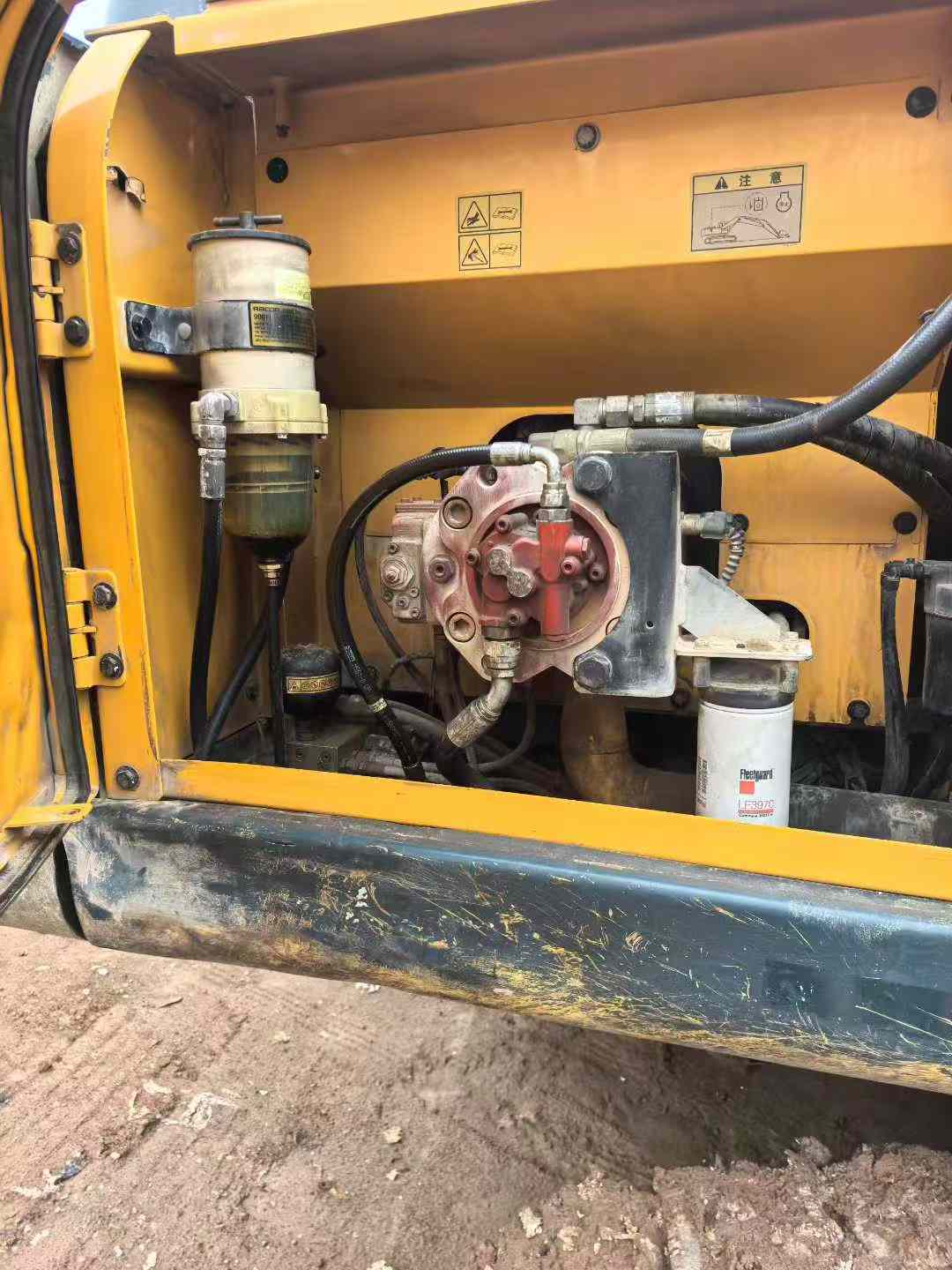 Used Hyundai R 60VS Excavator 2020 Model / 5