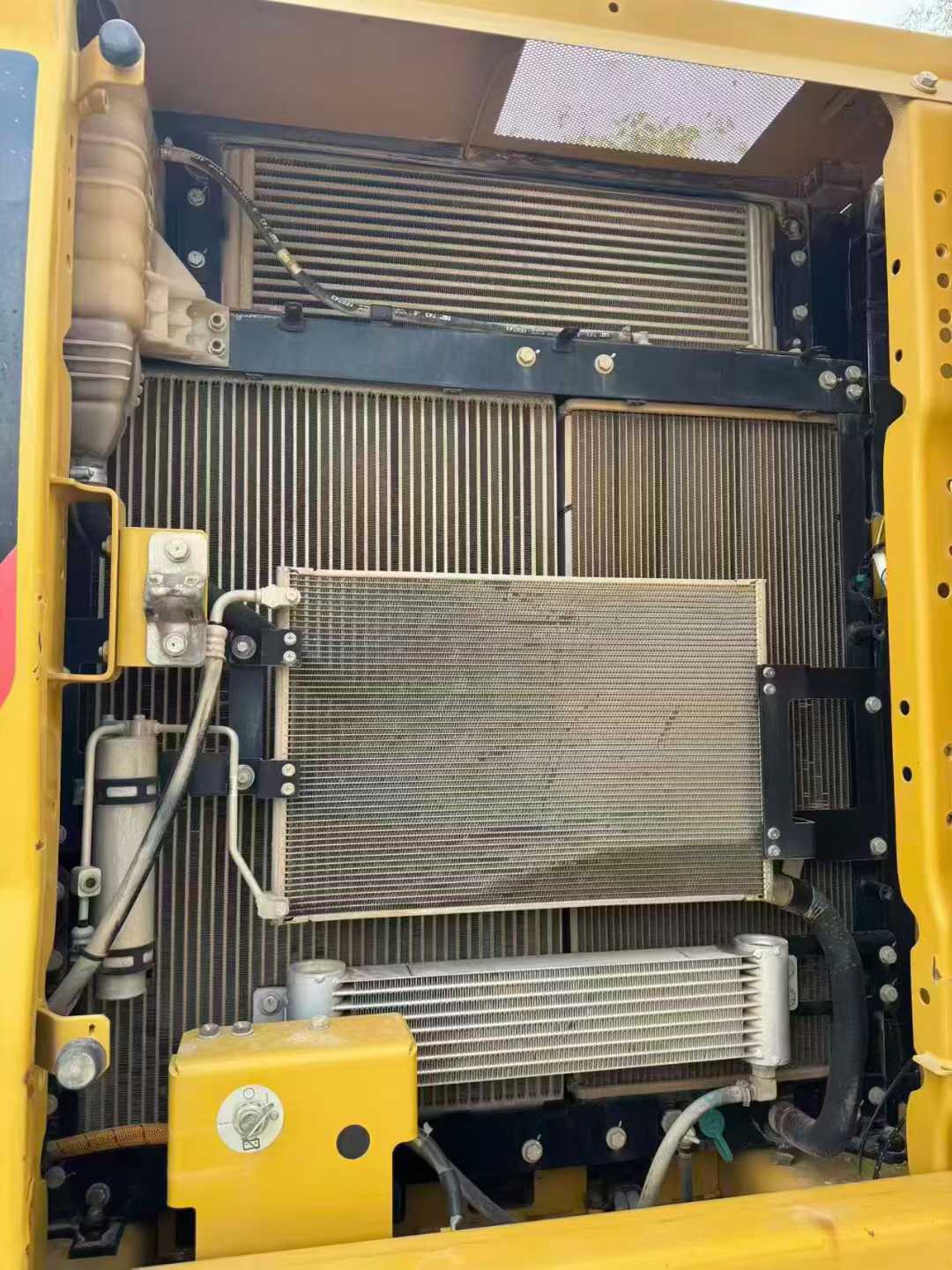 Used Caterpillar 323 Excavator 2019 Model / 9