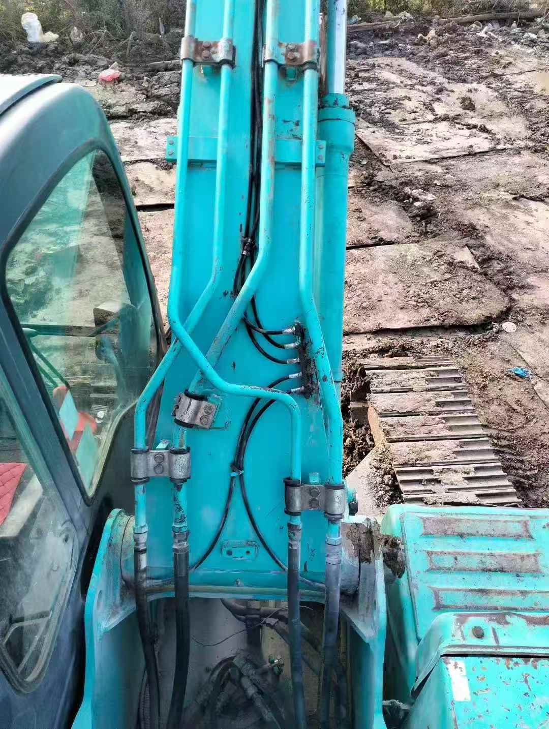 Used Kobelco SK210 Excavator 2010 Model / 5