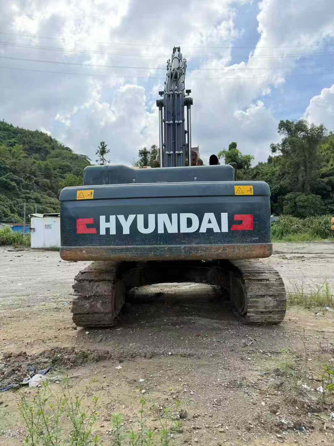 Used Hyundai 350LC-9V Excavator 2022 Model / 9