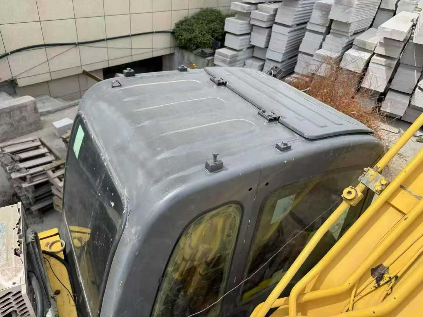 Used Kobelco SK200-8 Excavator 2012 Model / 7