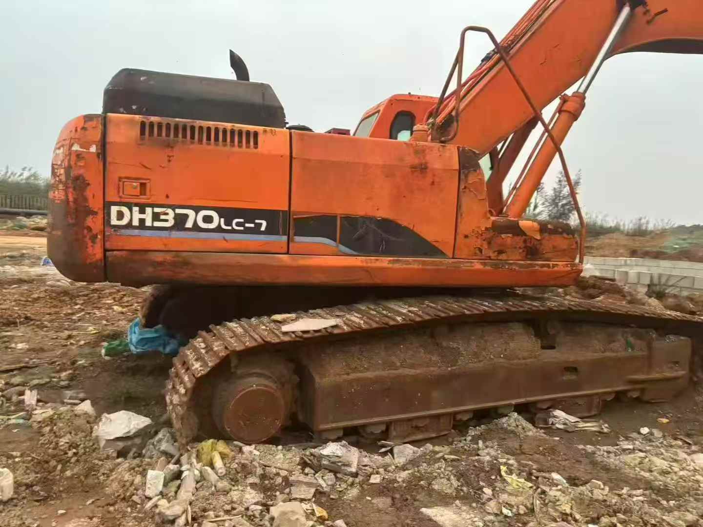 Used Doosan DL300 Excavator 2016 Model / 3
