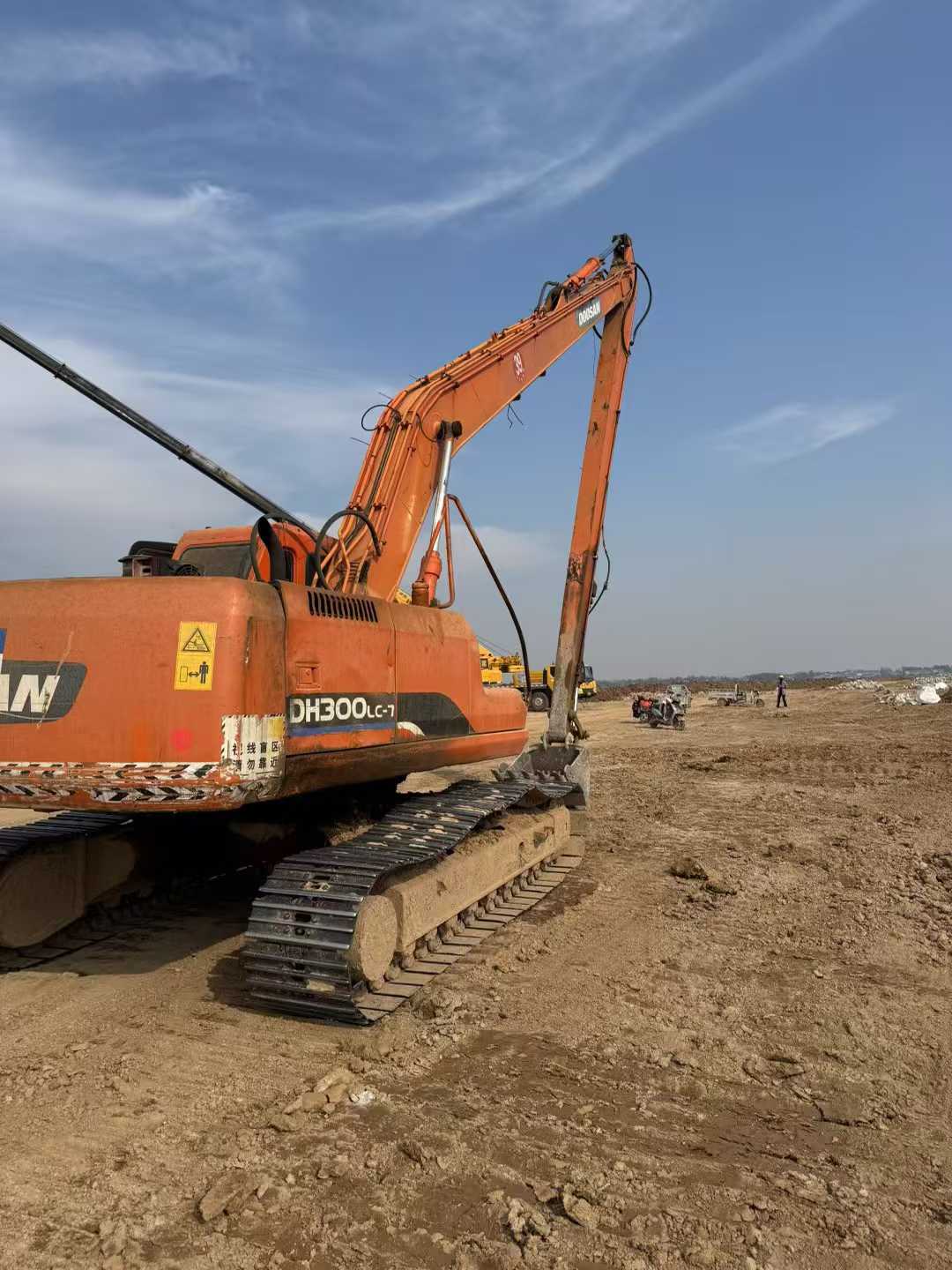Used Doosan DH220-7 Excavator 2016 Model