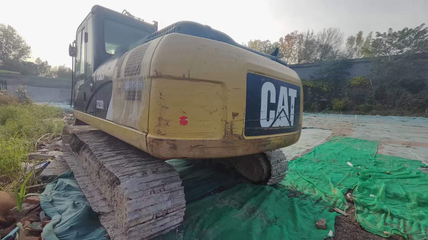 Used Caterpillar 323 Excavator 2014 Model
