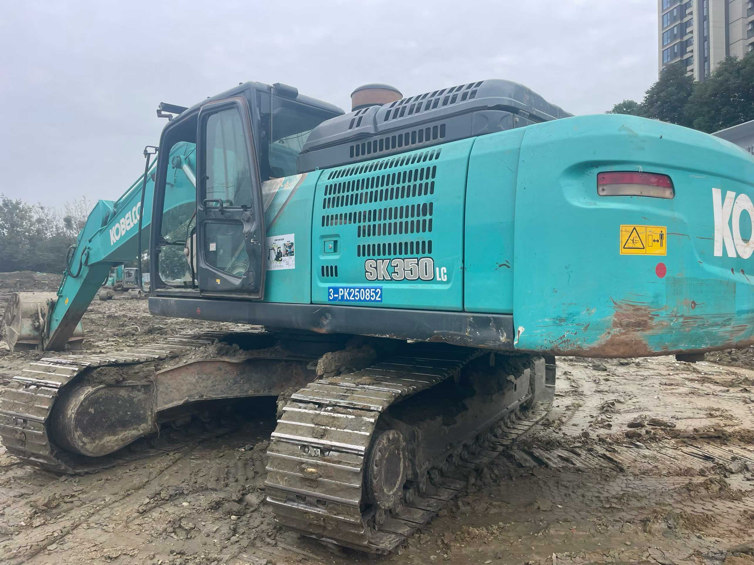 Used Kobelco SK350LC-10 SuperX Excavator 2019 Model / 3