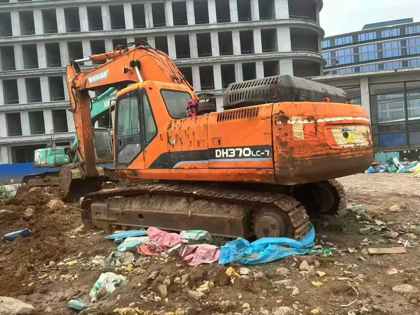 Used Doosan DL300 Excavator 2016 Model