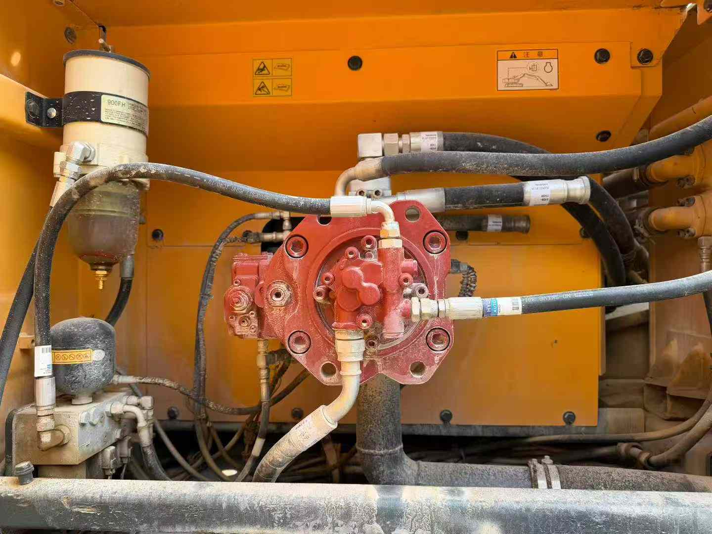 Used Hyundai 350LC-9V Excavator 2022 Model / 4