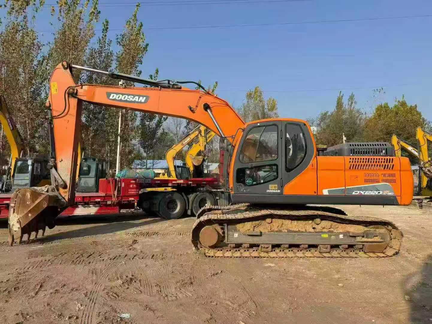 Used Doosan DH220 Excavator 2021 Model