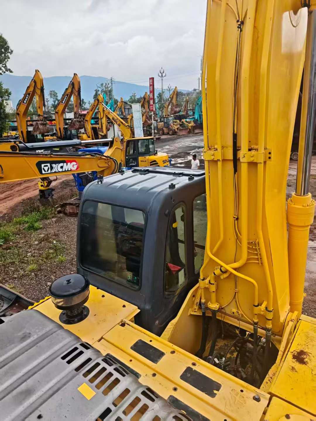 Used Kobelco SK250 Excavator 2013 Model / 6