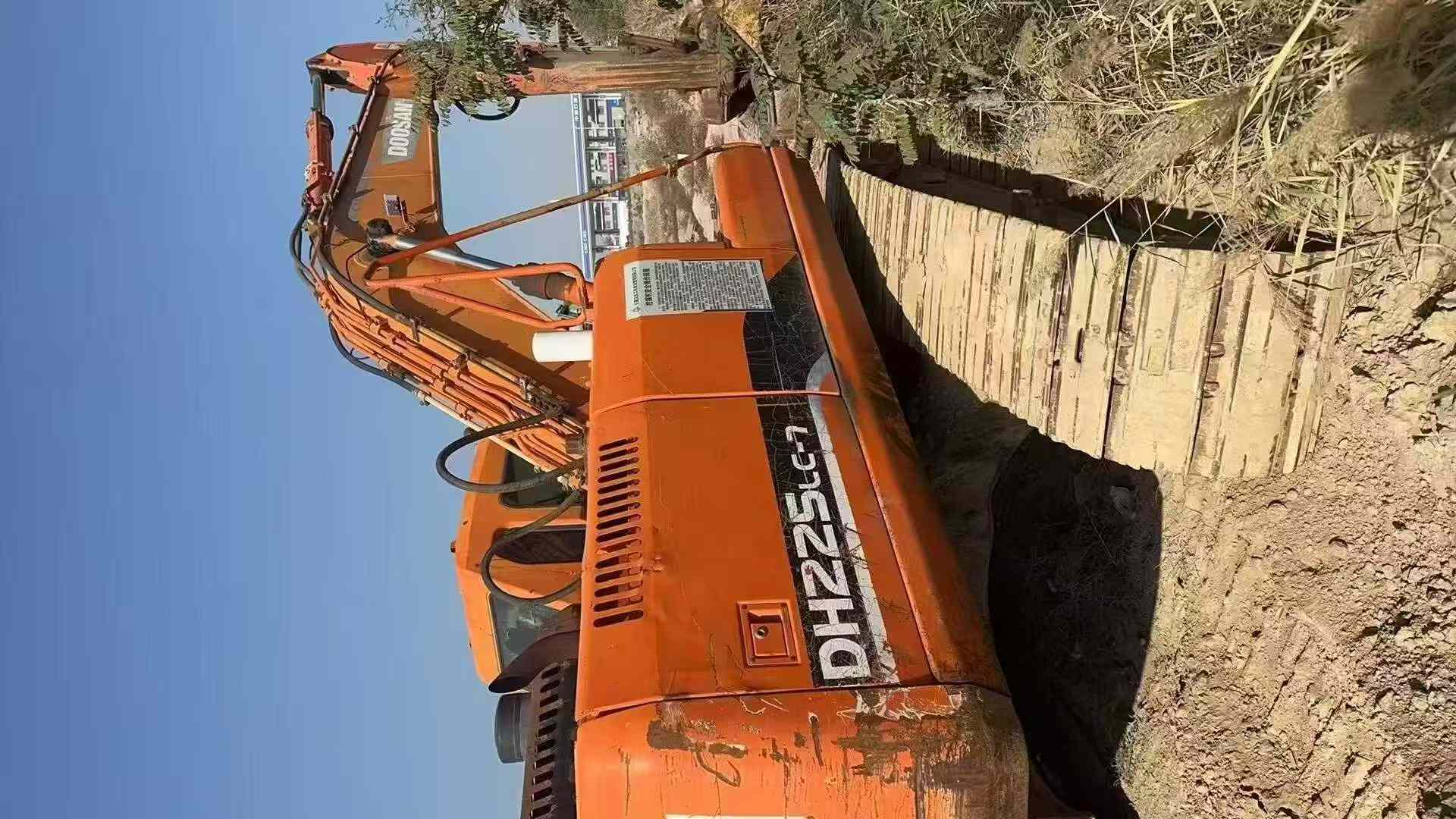 Used Doosan S225 Excavator 2016 Model / 2