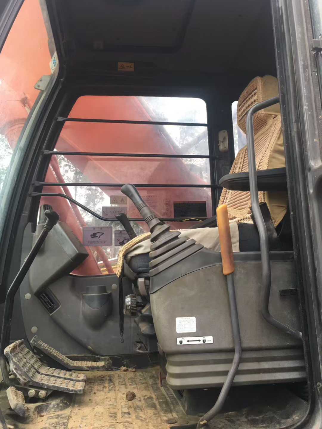 Used Hitachi ZX240-3 Excavator 2015 Model / 5