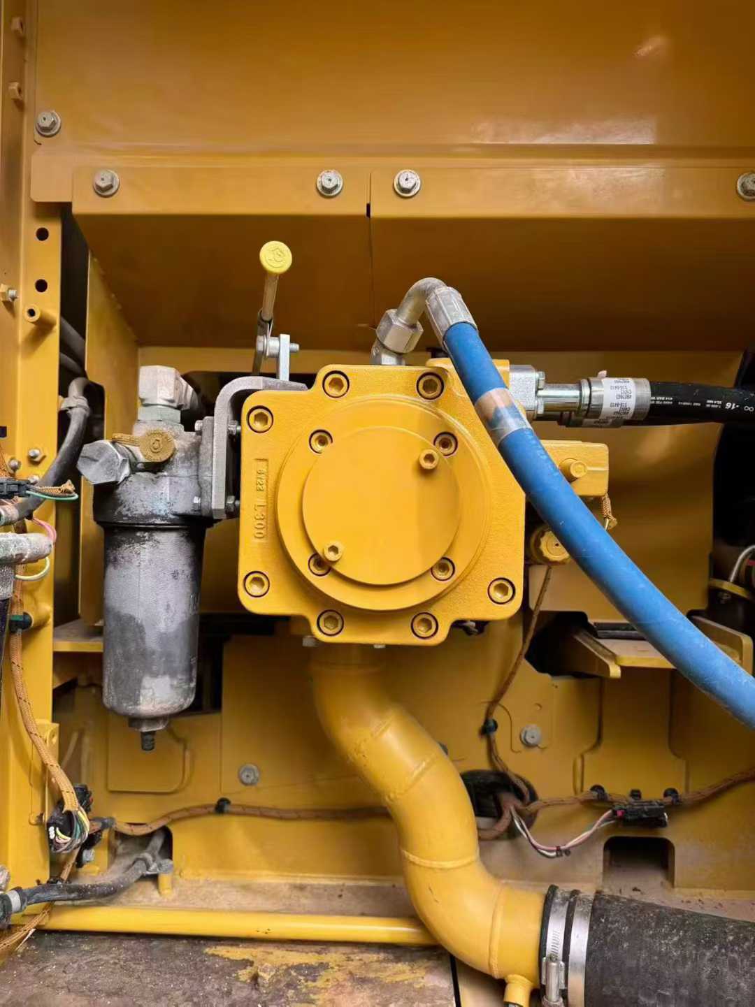 Used Caterpillar 323 Excavator 2019 Model / 7