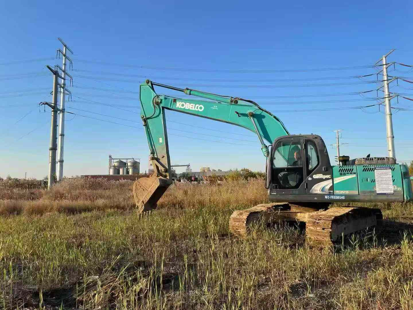 Used Kobelco SK210 Excavator 2010 Model / 7