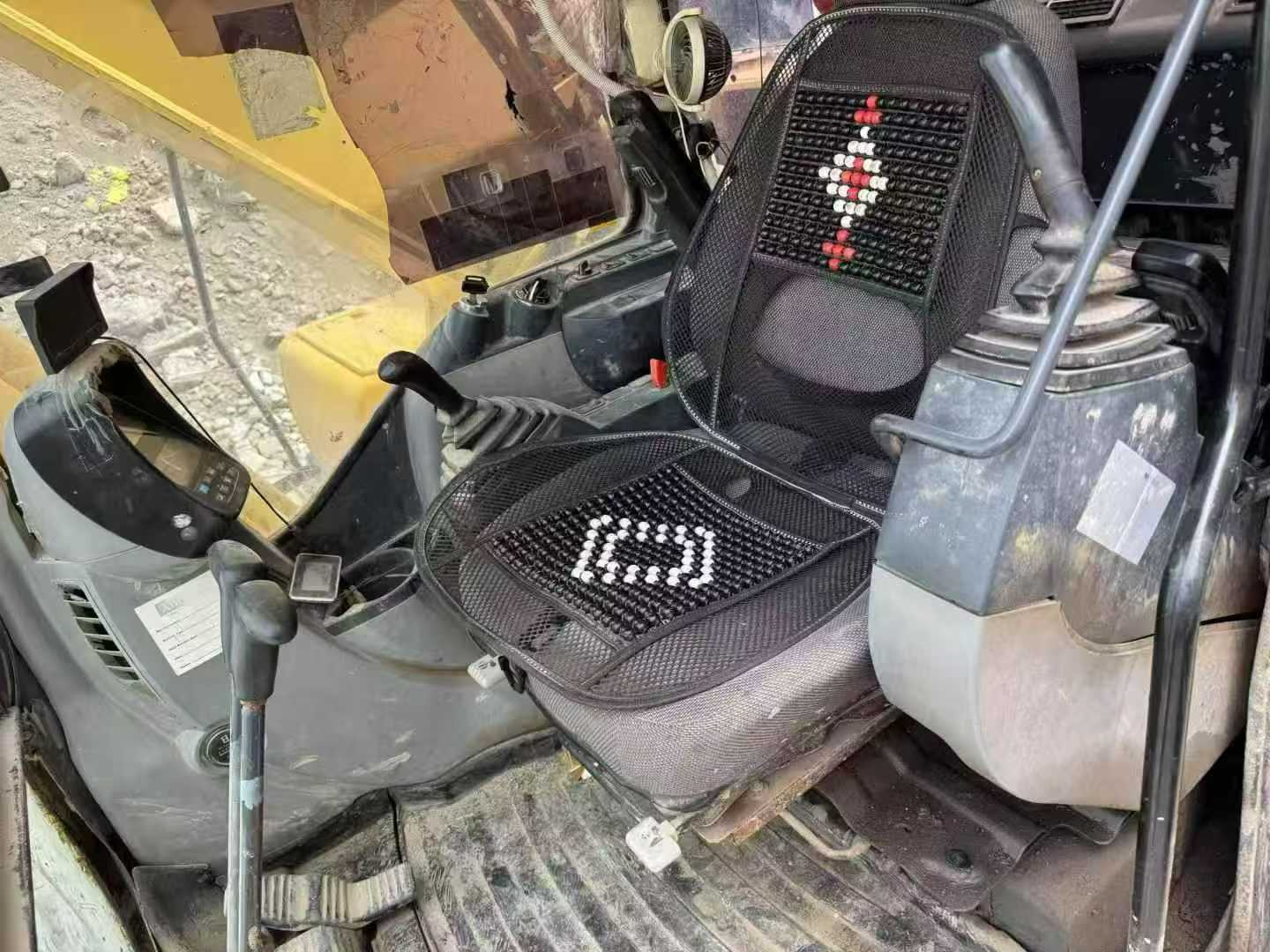 Used Kobelco SK200-8 Excavator 2012 Model / 9