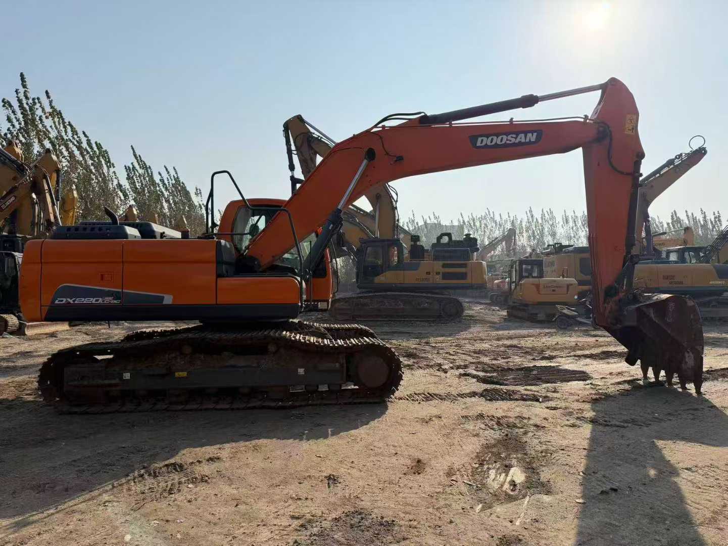 Used Doosan DH220 Excavator 2021 Model / 5