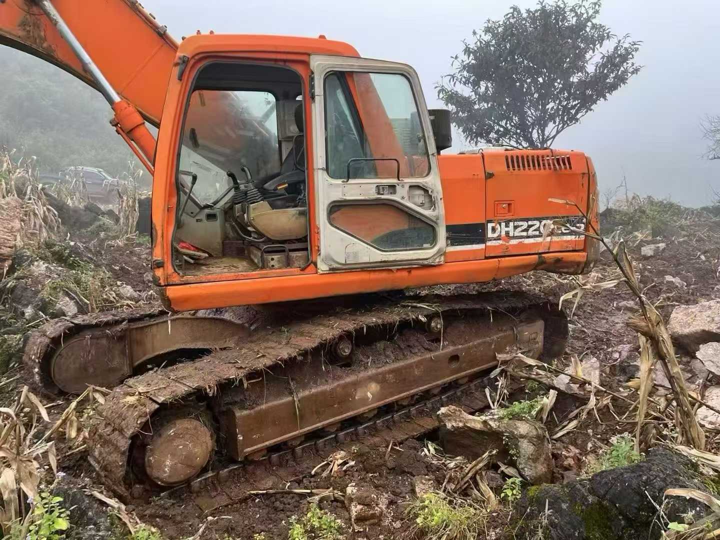 Used Doosan DH220-7 Excavator 2016 Model / 5