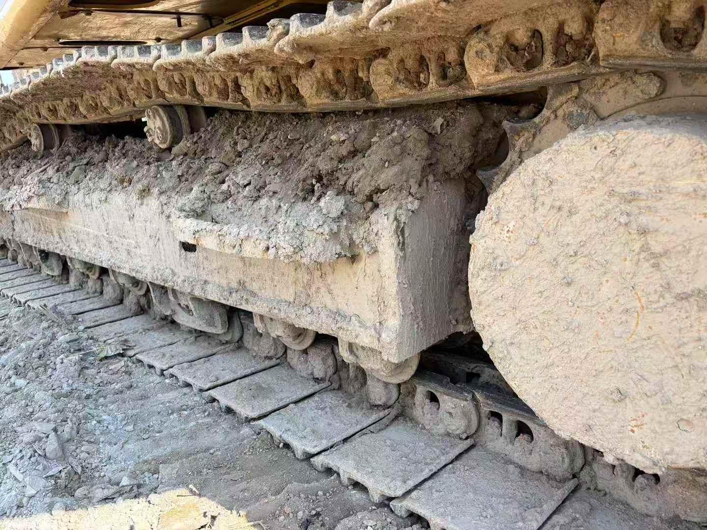 Used Caterpillar 323 Excavator 2020 Model / 9