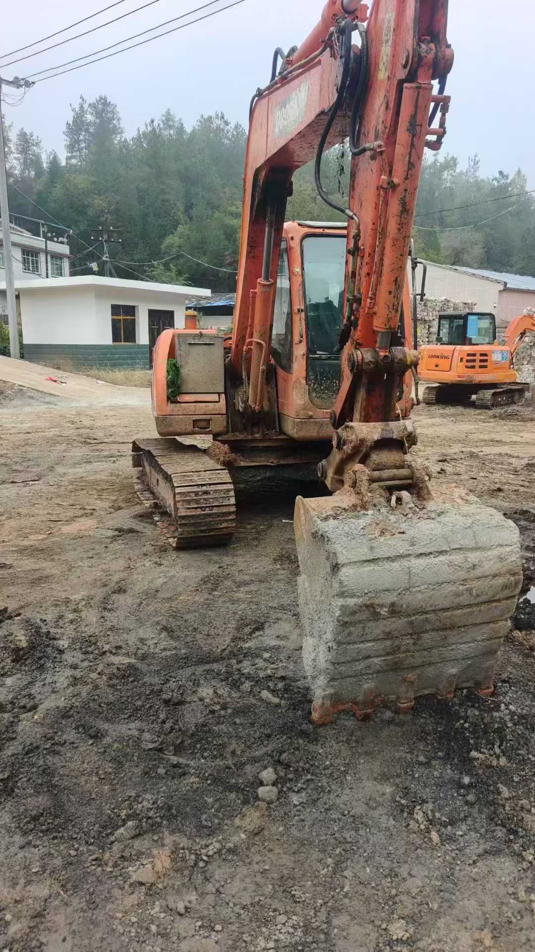 Used Doosan DX80 Excavator 2014 Model / 2