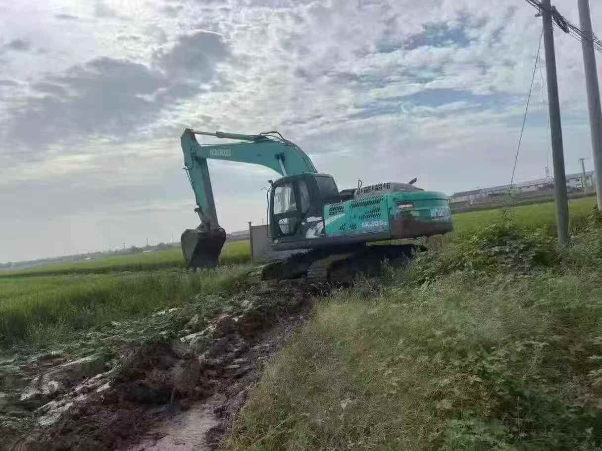 Used Kobelco SK250 Excavator 2016 Model