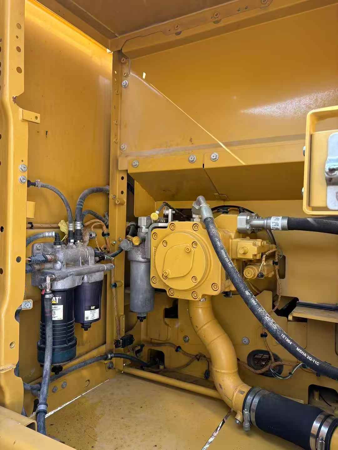 Used Caterpillar 323 Excavator 2020 Model / 8