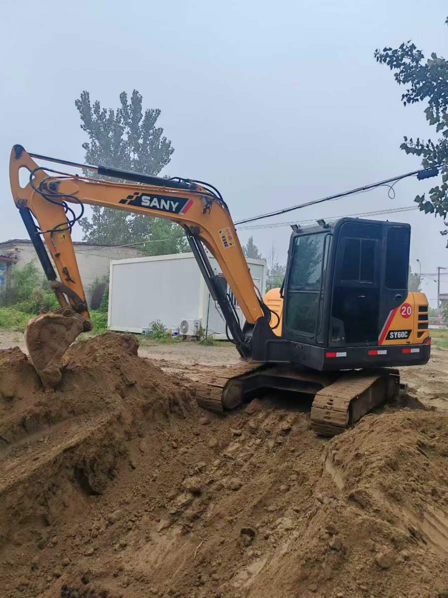 Used Sany SY60 Excavator 2016 Model / 2