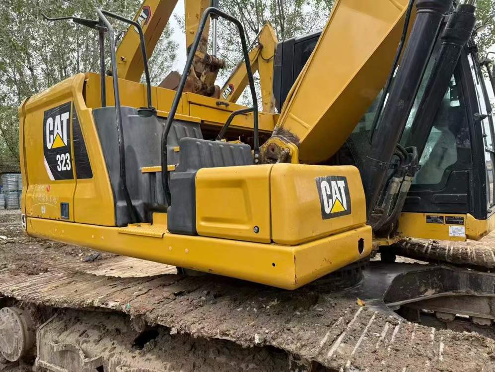 Used Caterpillar 323 Excavator 2018 Model / 6
