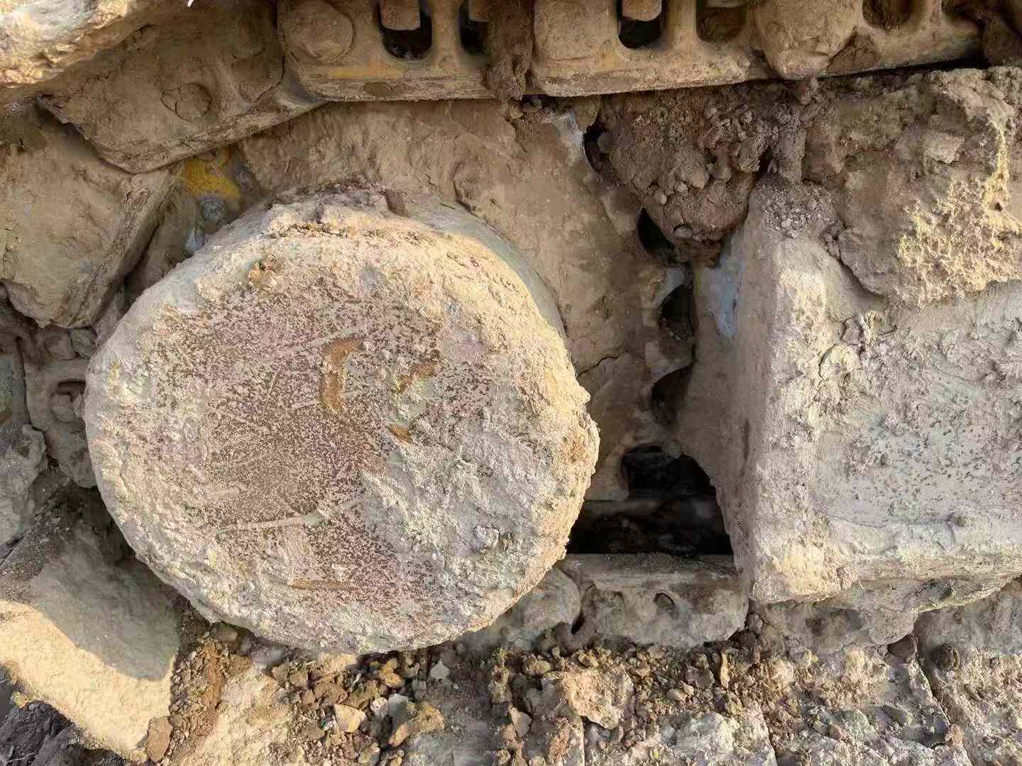 Used Kobelco SK210 Excavator 2011 Model / 8