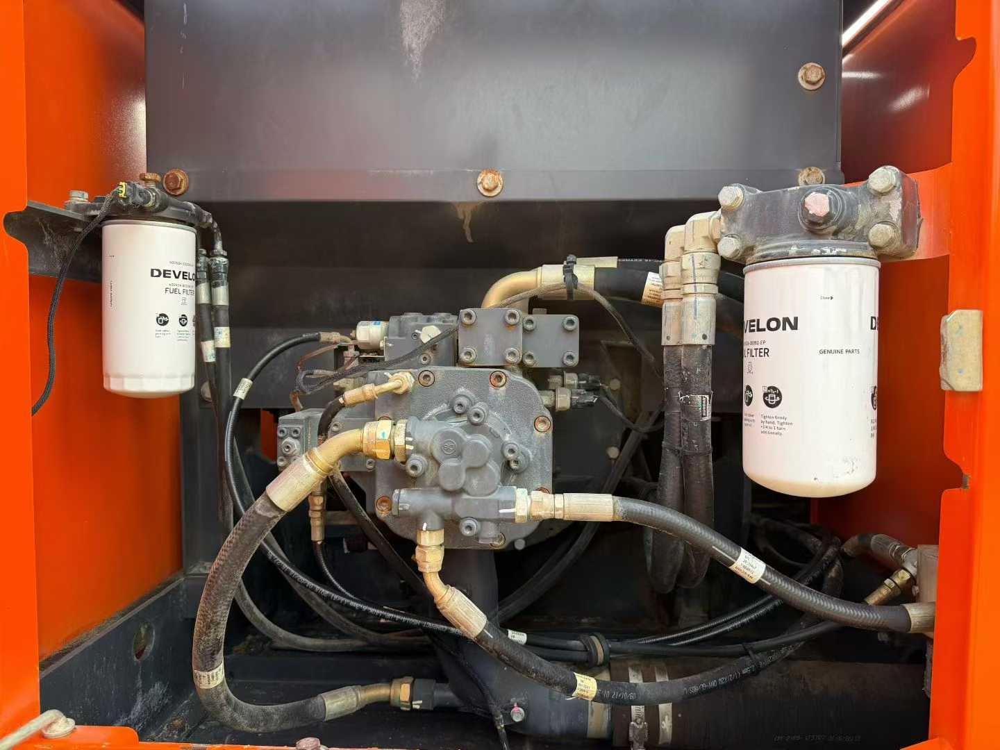 Used Doosan DX15 Excavator 2018 Model / 9