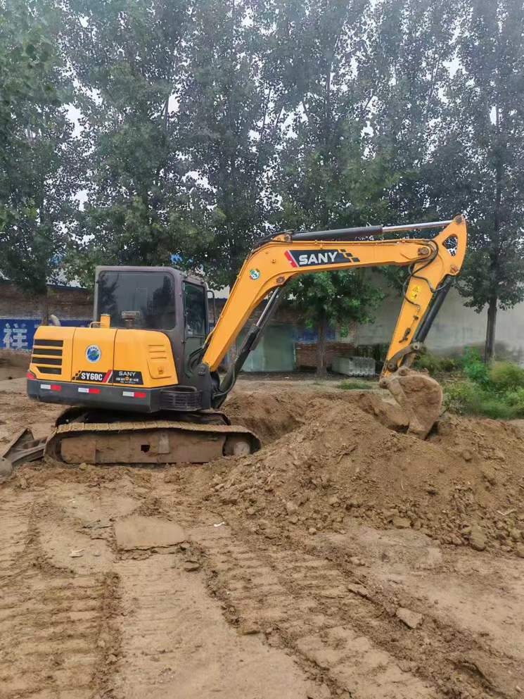 Used Sany SY60 Excavator 2016 Model / 3