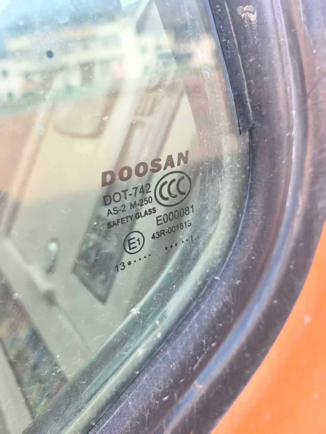 Used Doosan DX15 Excavator 2013 Model / 5