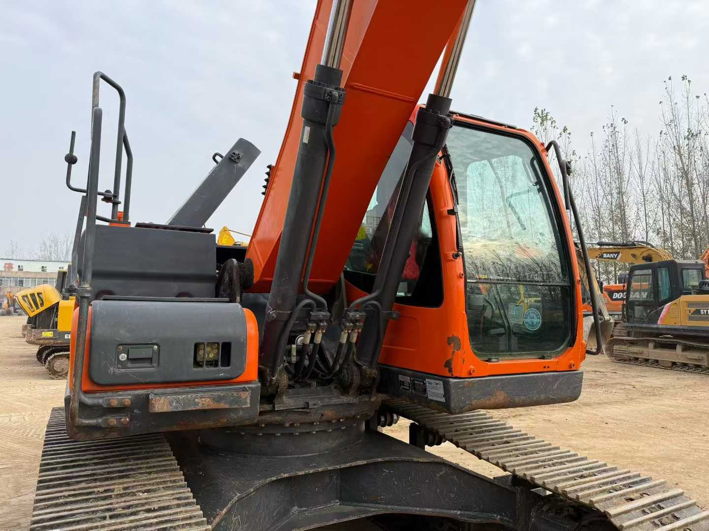 Used Doosan DX15 Excavator 2018 Model / 3