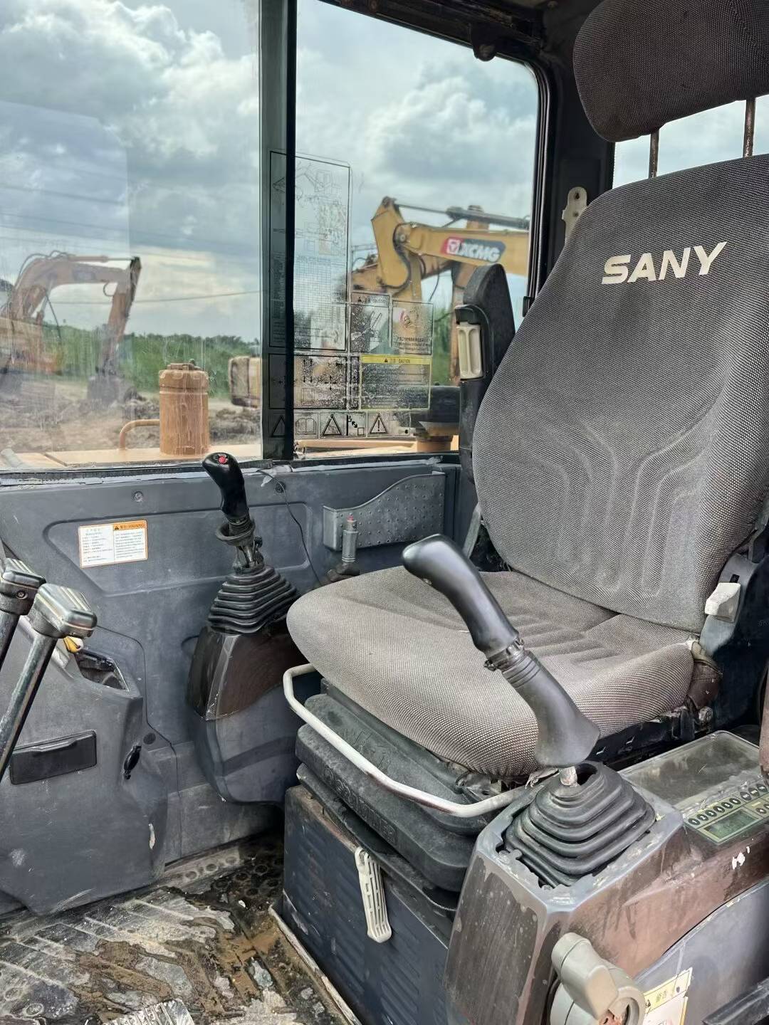 Used Sany SY55 Excavator 2016 Model / 5