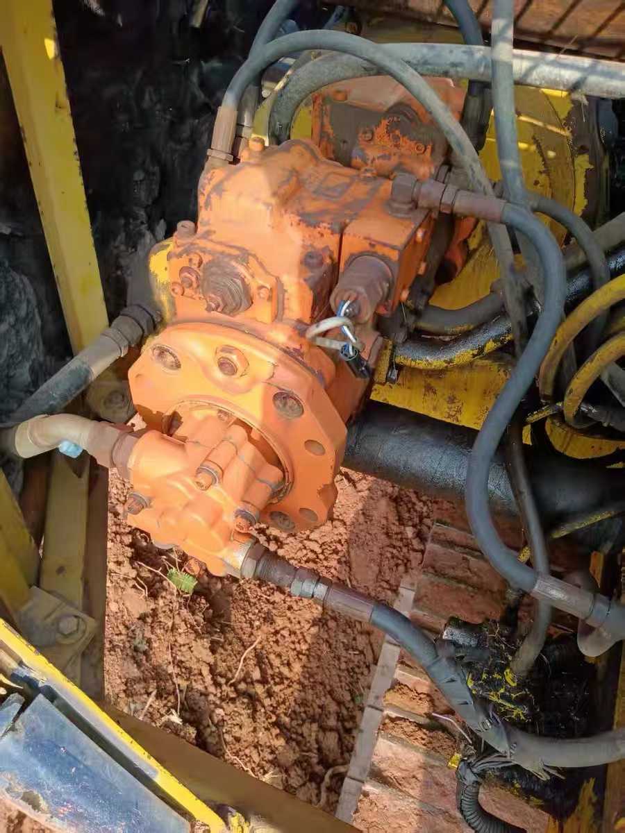 Used Kobelco SK120-3 Excavator 2016 Model / 9