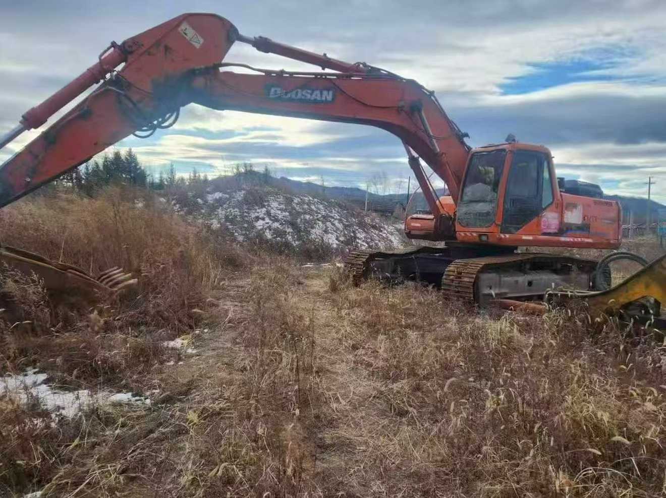 Used Doosan DL300 Excavator 2016 Model
