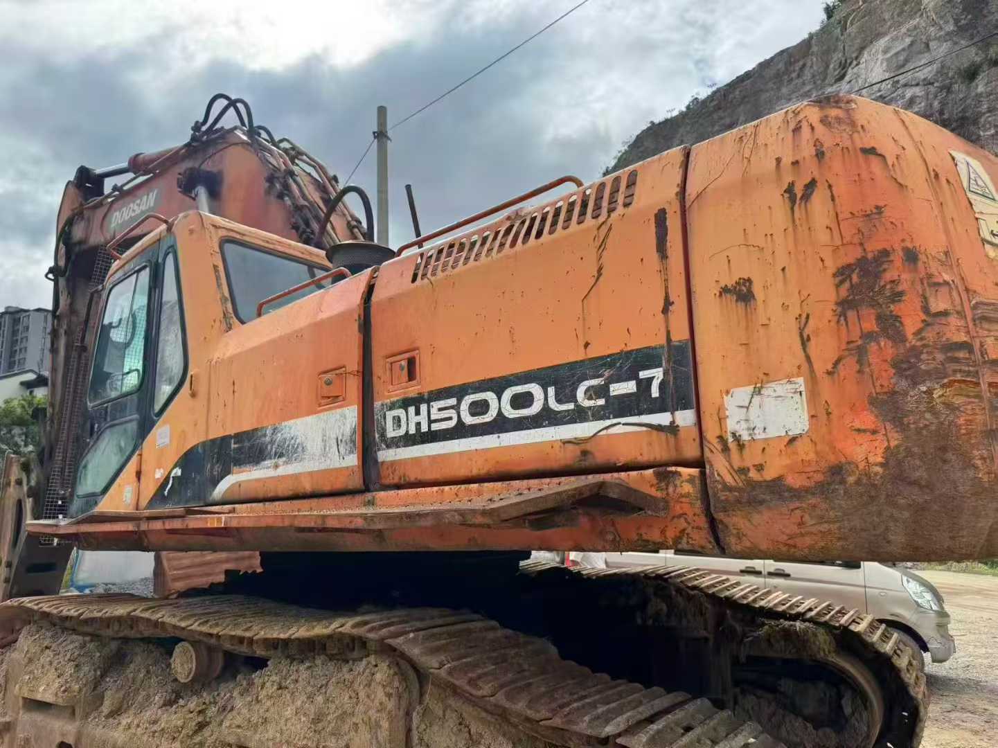 Used Doosan DX500 Excavator 2016 Model / 3