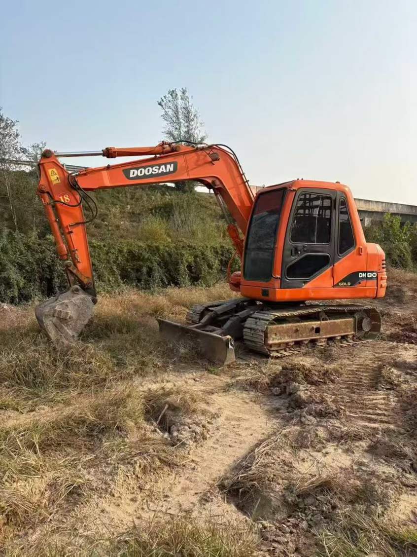 Used Doosan DX80 Excavator 2016 Model / 2