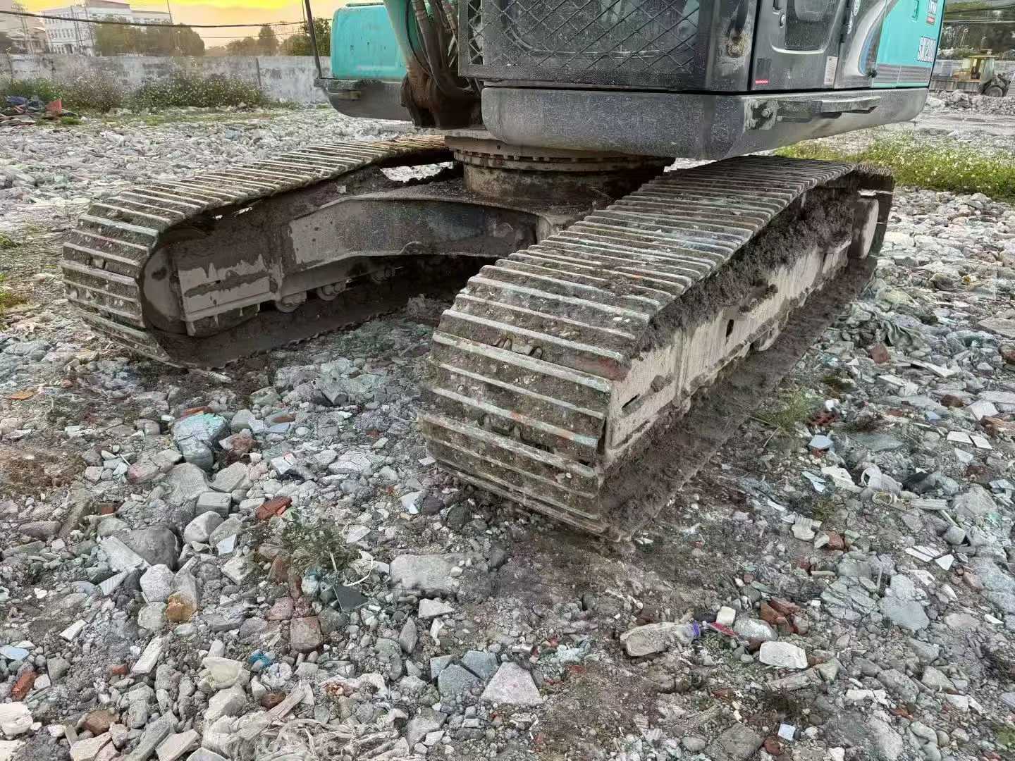 Used Kobelco SK200 Excavator 2016 Model / 4