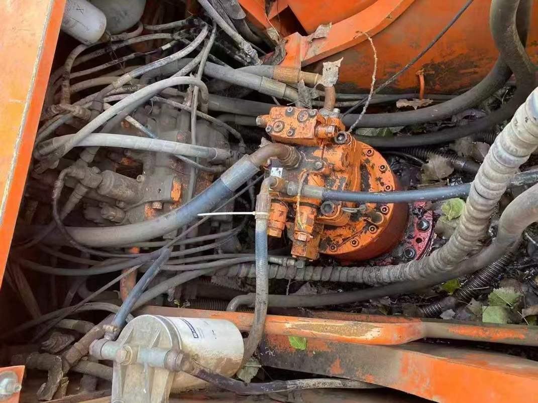 Used Doosan DH220-7 Excavator 2016 Model / 6