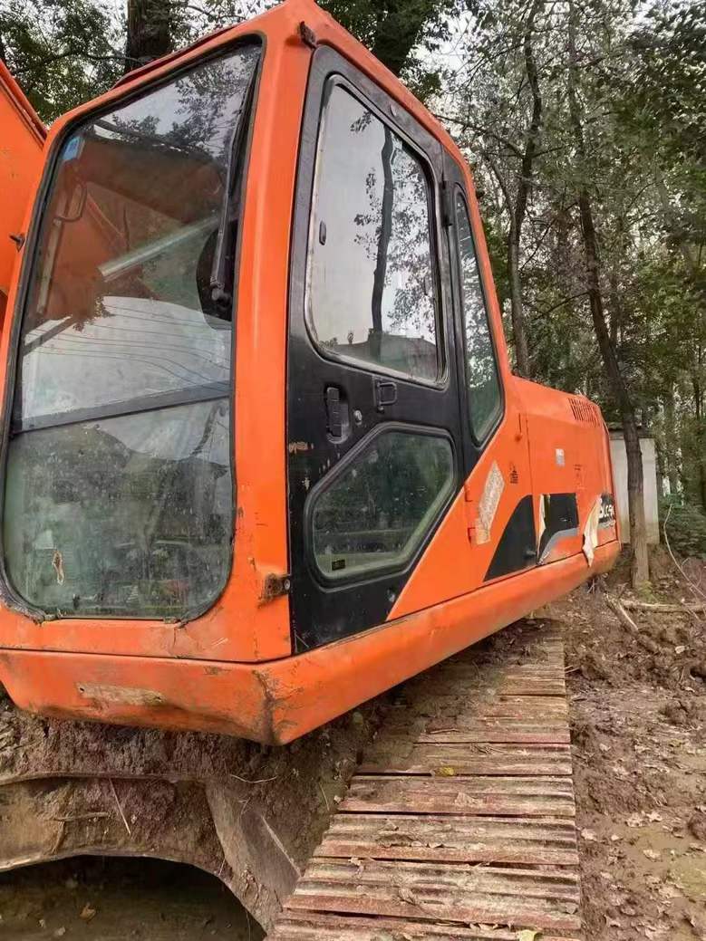 Used Doosan DH220-7 Excavator 2016 Model / 4