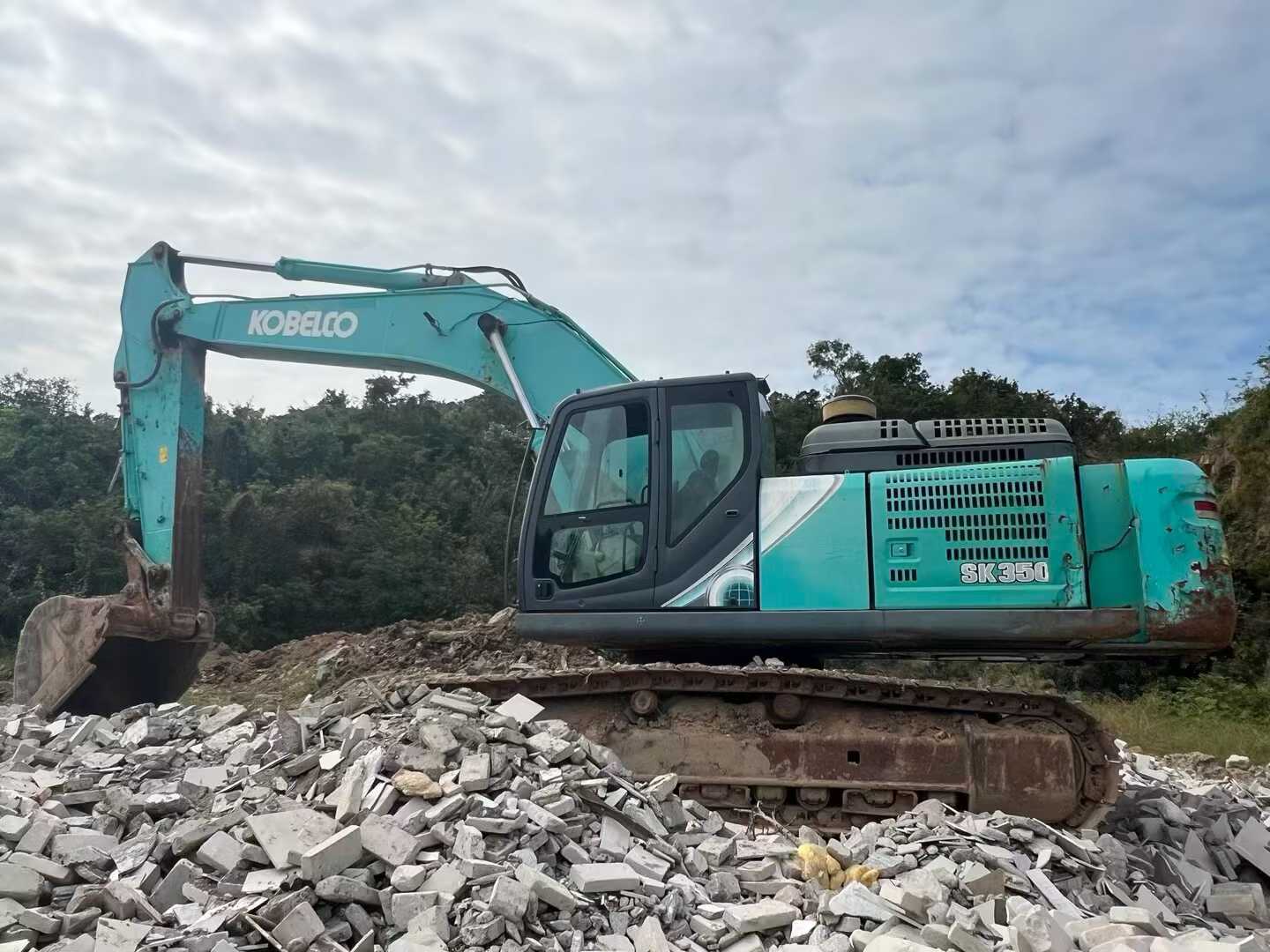 Used Kobelco 30SR-3 Excavator 2017 Model