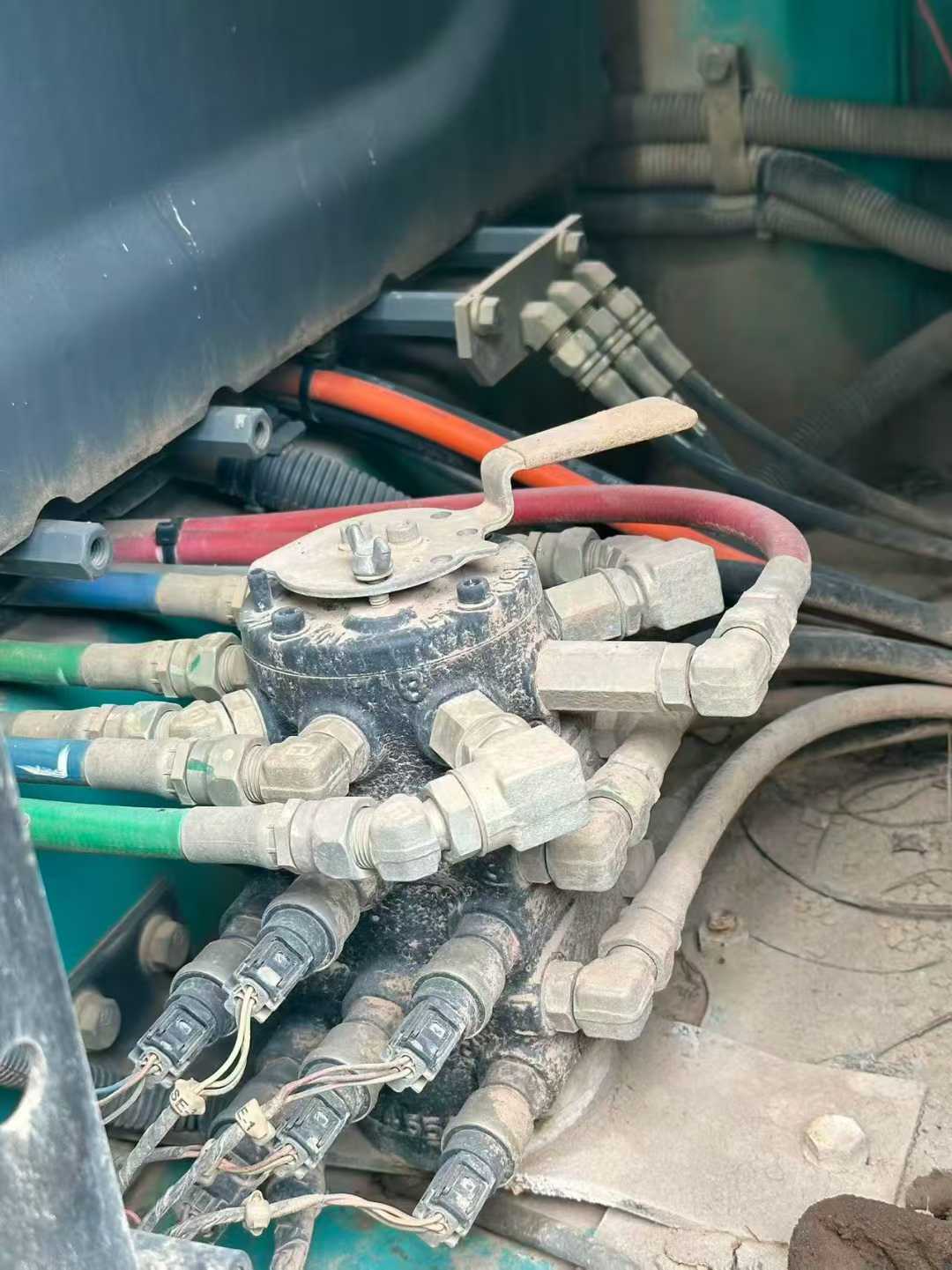 Used Kobelco SK200 Excavator 2016 Model / 5