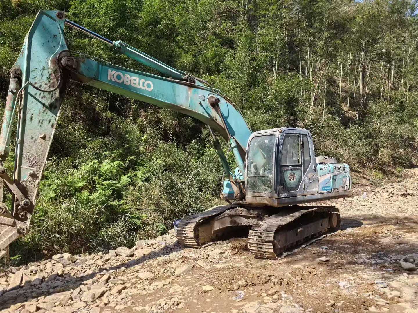 Used Kobelco SK200-8 Excavator 2016 Model / 3