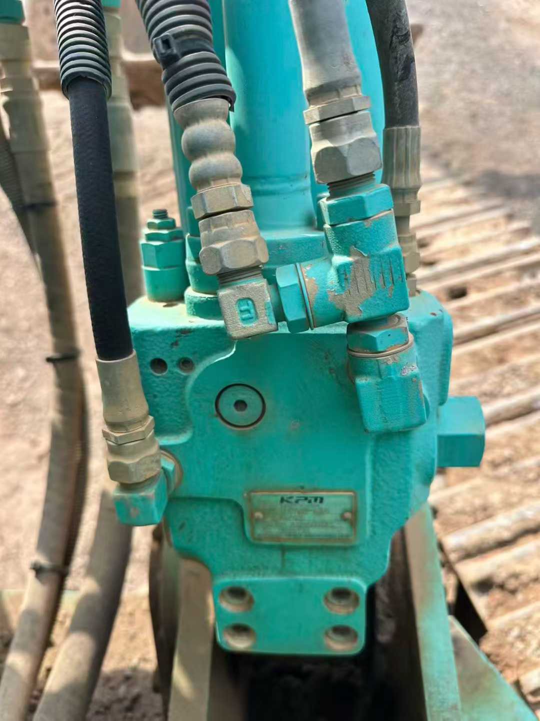 Used Kobelco SK200 Excavator 2016 Model / 8