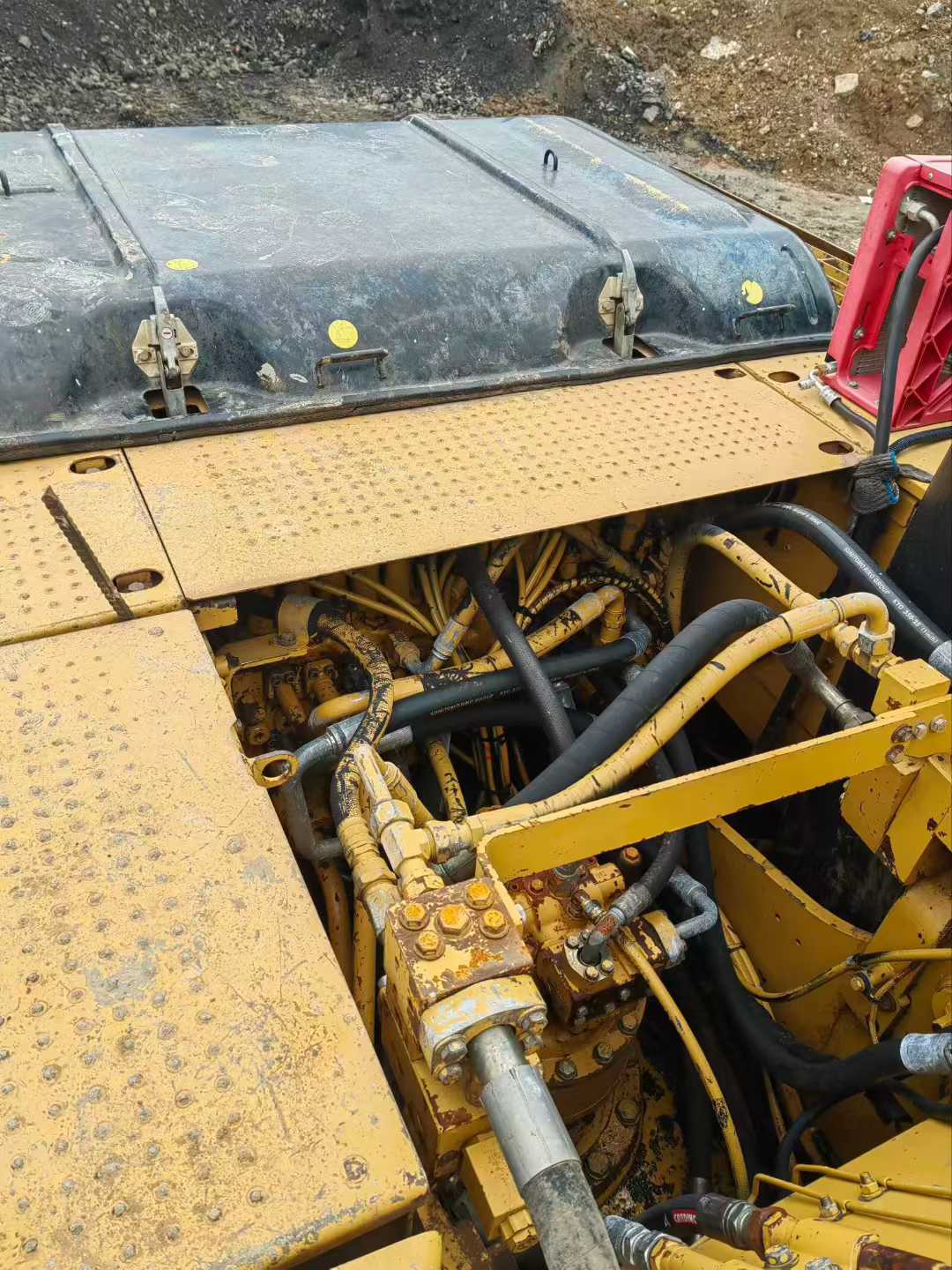 Used Caterpillar 320D Excavator 2016 Model / 4