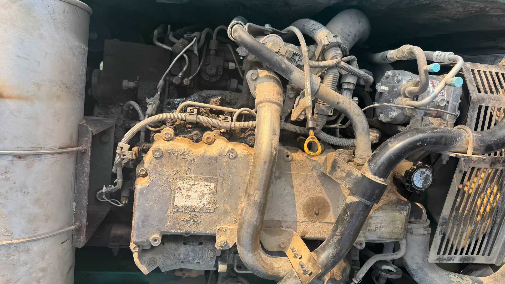 Used Kobelco SK200-11 Excavator 2016 Model / 4