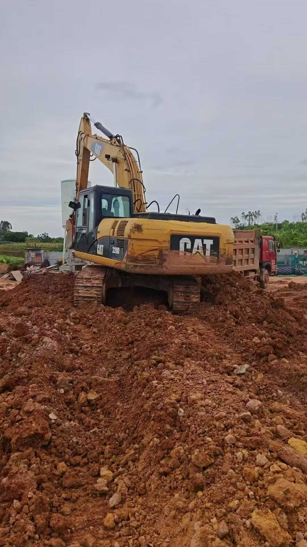 Used Caterpillar 320D Excavator 2016 Model